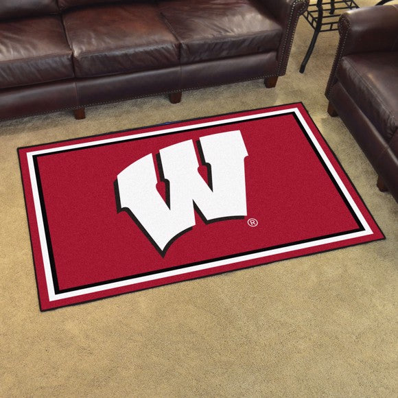 Wisconsin Badgers 4x6 Plush Area Rug