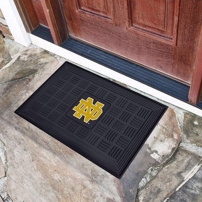 Notre Dame Fighting Irish {ND Logo} Medallion Door Mat by Fanmats