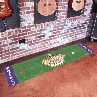 Los Angeles Kings Retro Green Putting Mat by Fanmats