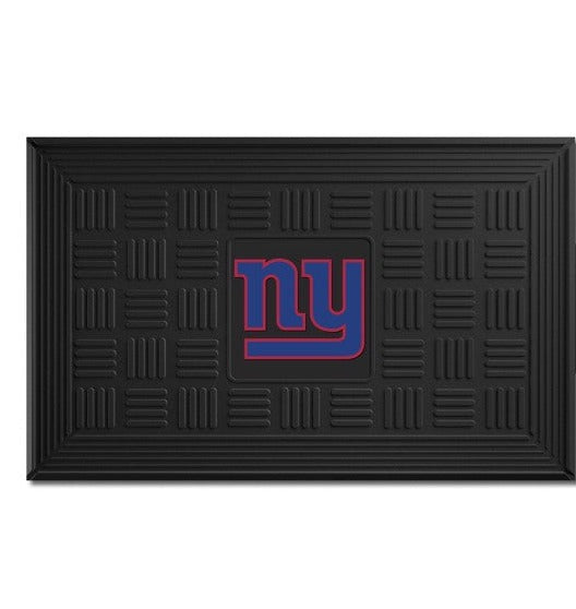 New York Giants NFL Door Mat: 19.5" x 31", 3-D logo in true team colors. Ridges clean shoes, drain water. Durable, weather-resistant vinyl.