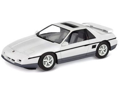 1985 Pontiac Fiero GT 1/24 Scale Model Kit Skill Level 4 by Revell