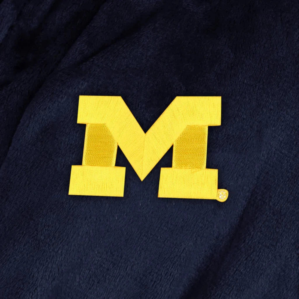 Michigan Wolverines Embroidered Mens L/XL Bathrobe