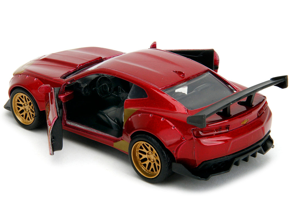 2016 Chevrolet Camaro Red Metallic and Gold and Iron Man Diecast Figure "The Avengers" "Hollywood Rides" Series 1/32 Diecast Model Car by Jada