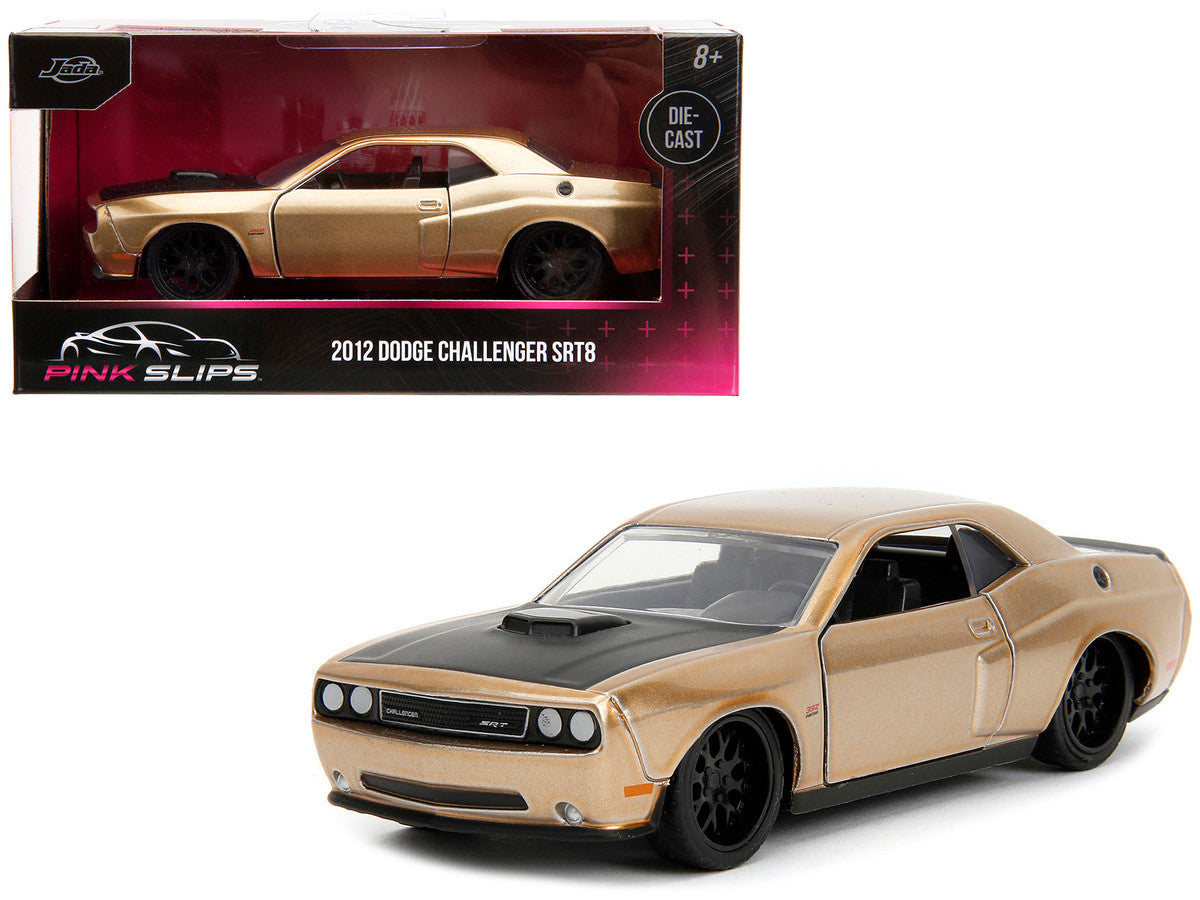 Jada 1/32 scale 2012 Dodge Challenger SRT8 in gold metallic with black hood and opening doors from Pink Slips series.