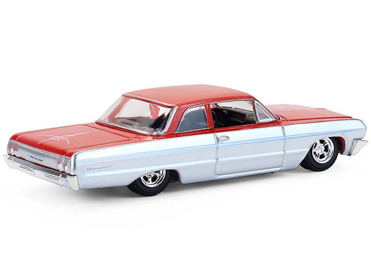 Greenlight 1964 Chevrolet Biscayne Lowrider silver red two-tone 1/64 diecast California Lowriders Series 7 Side view