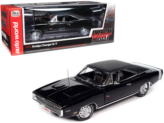 1970 Dodge Charger R/T Black w/ White Tail Stripe "Hemmings Muscle Machines Magazine Cover Car" (April 2013) "American Muscle" Series 1/18 Diecast Car