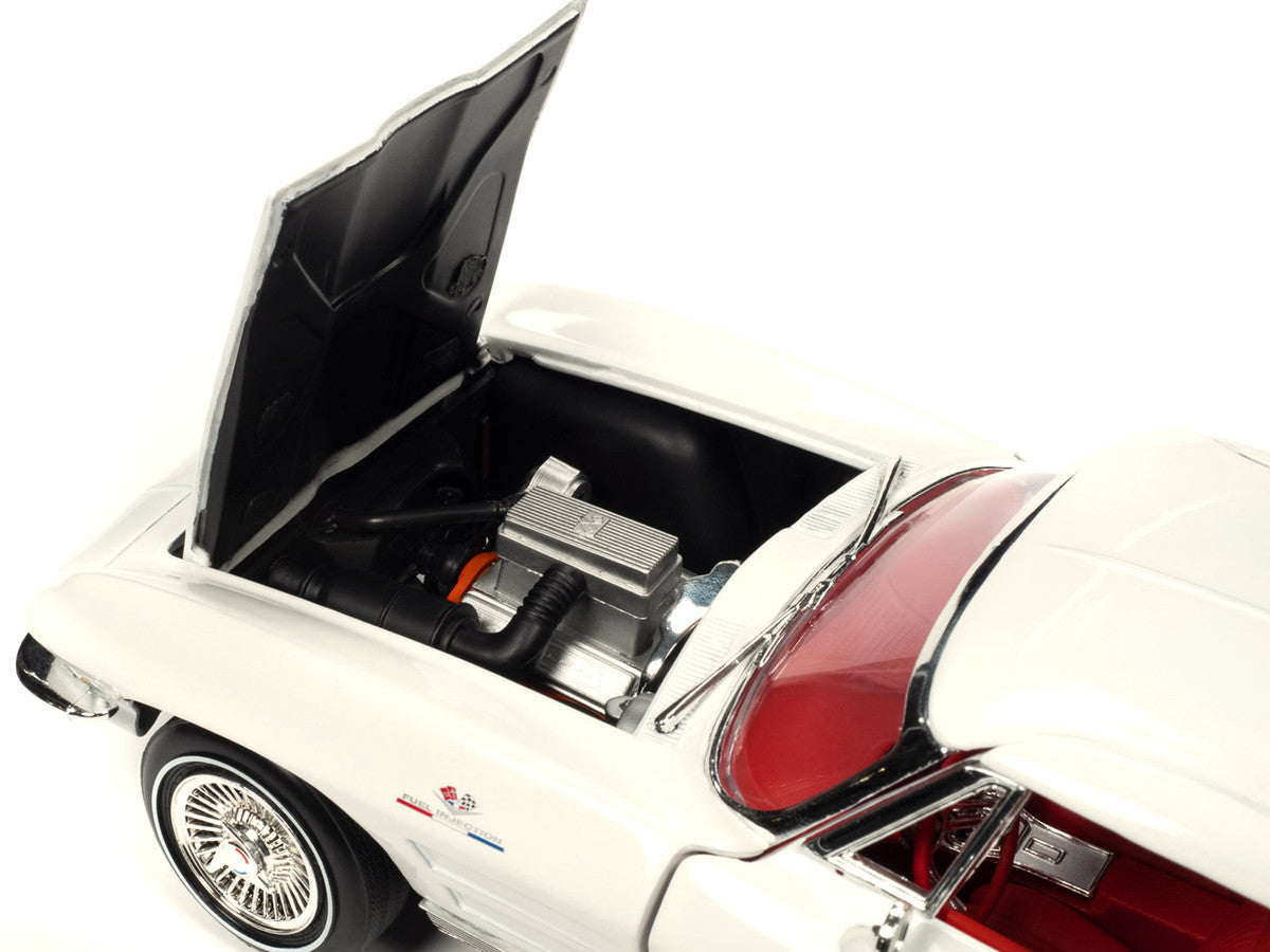 1963 Chevrolet Corvette Z06 Split-Window Coupe Ermine White with Red Interior (MCACN) "American Muscle" Series 1/18 Diecast Car by Auto World