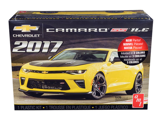 2017 Chevrolet Camaro SS 1LE 1/25 Scale Skill Level 2 Model Kit by AMT