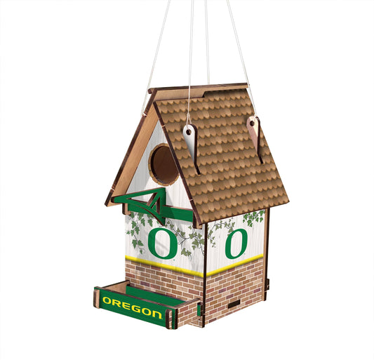 Cheer on the Oregon Ducks with this officially licensed wood birdhouse by Fan Creations! Lovingly made in the USA, this beautiful birdhouse features team graphics and colors to add a touch of team spirit to any outdoor space.