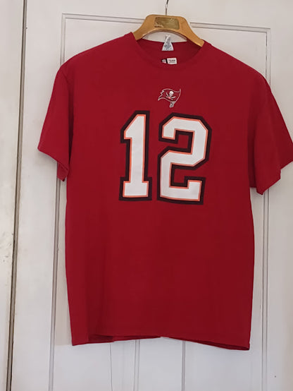 Preowned - Tampa Bay Buccaneers- Tom Brady #12 Player T-Shirt - NFL Team Apparel - Preowned