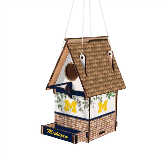 Show off your Michigan Wolverine pride with this rustic birdhouse. Made from MDF, this officially licensed birdhouse features team graphics and colors.