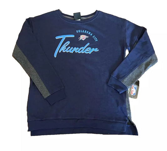 Oklahoma City Thunder Navy Sweatshirt, XL. Armpit to Armpit 21.5", Collar to Tail 25", Sleeve Length 19". Officially licensed by NBA.

