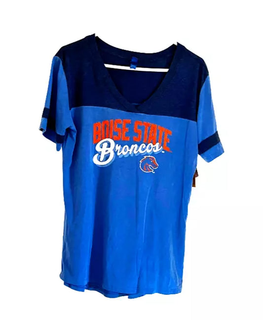 Boise State Broncos Blue T-shirt, XL. Armpit to Armpit 21", Collar to Tail 28". Cotton blend with team colors and graphics. Officially licensed.