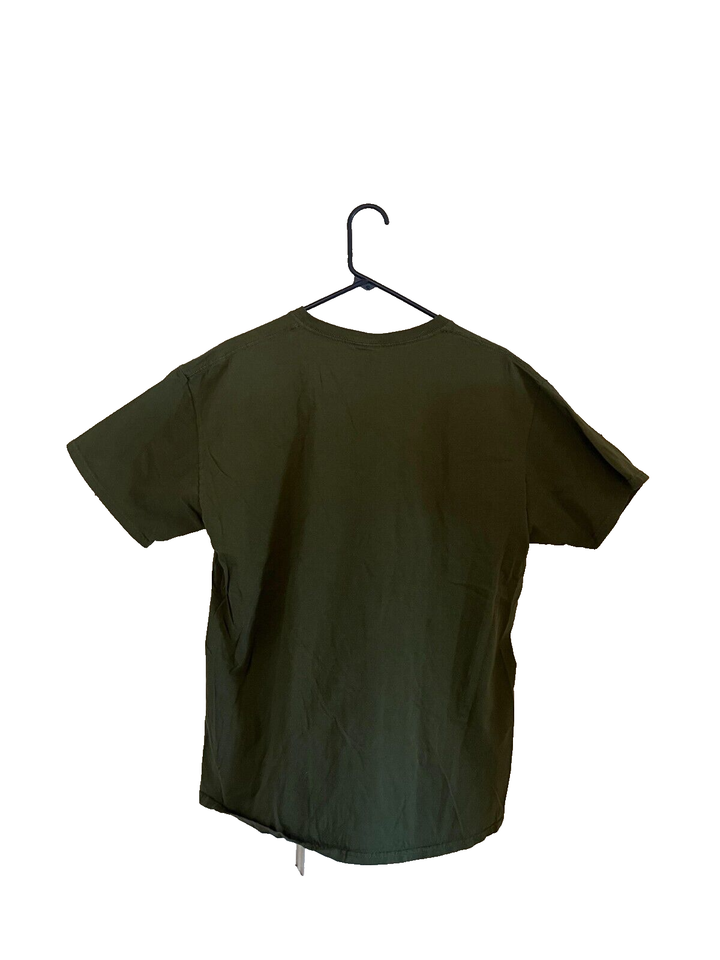 Stars Stripes & Winning Fights Military/Patriotic {PREOWNED} Green Short Sleeve T-shirt by