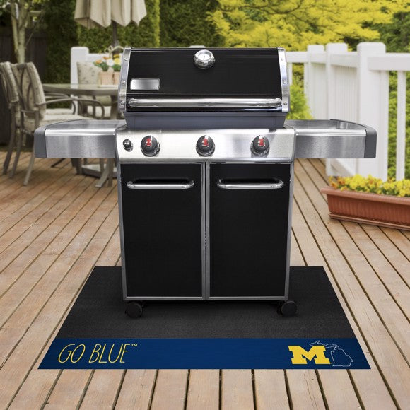 Michigan Wolverines Southern Style Grill Mat by Fanmats