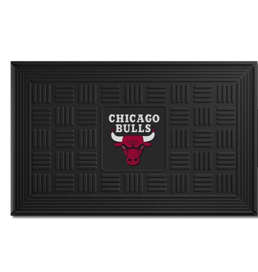 Chicago Bulls Medallion Door Mat by Fanmats
