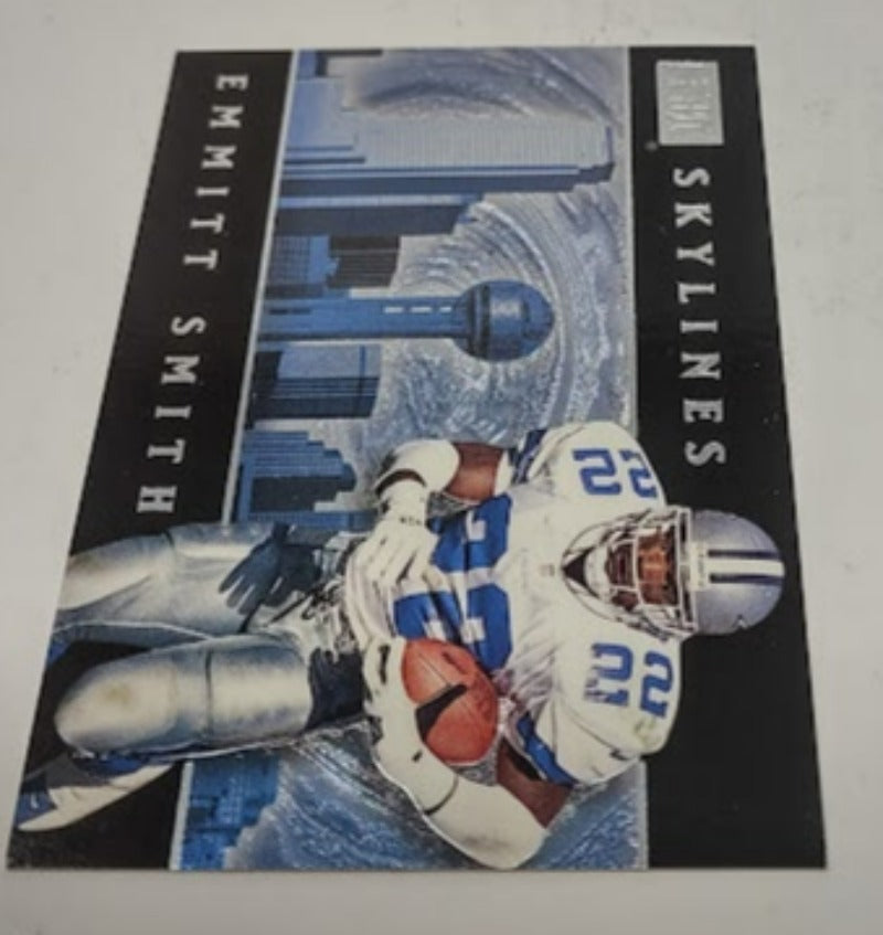 2000 Skybox Skylines #7 football card of Emmitt Smith is in NM-MT condition 