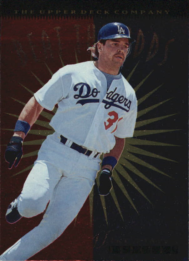 1996 Upper Deck #145 Mike Piazza - Beat the Odds Baseball Card