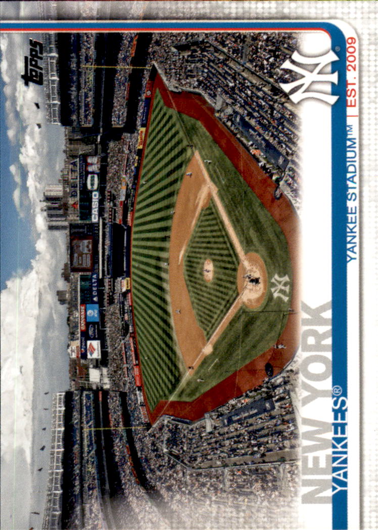 2019 Topps #47 Yankee Stadium - Baseball Card NM-MT