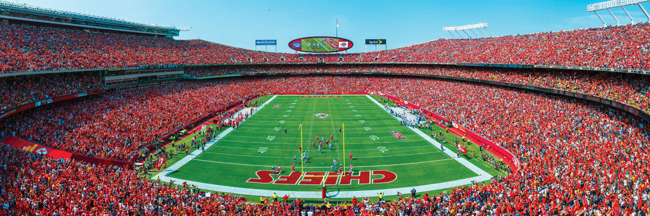 Kansas City Chiefs Panoramic Stadium 1000 Piece Puzzle - End View by Masterpieces